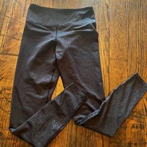 Zyia leopard legging